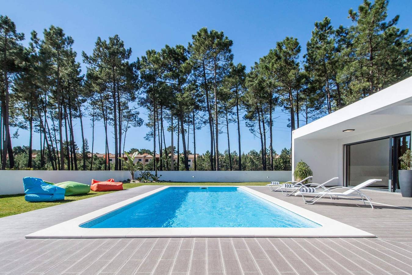 Outstanding Portuguese Villa | 4 Bedrooms | Villa do Moinho ii | Private Pool Large Exterior Lounge Area | Aroeira in Aroeira, Corroios