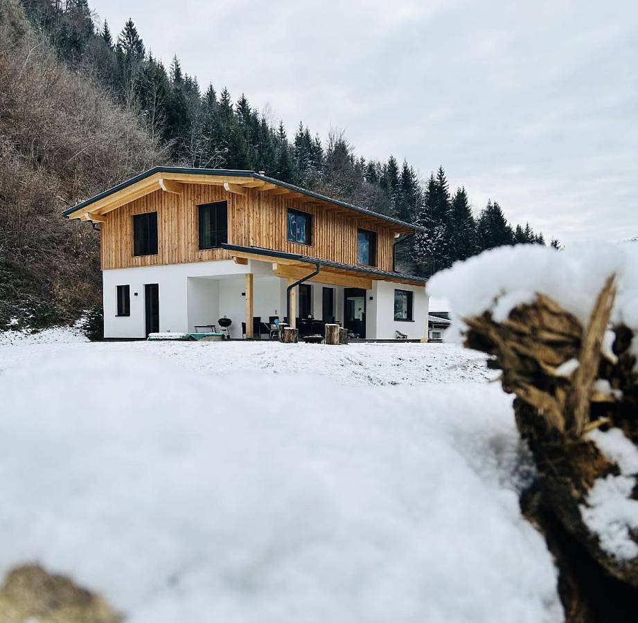 Three-Bedroom Villa in Gailtaler Alpen, Kötschach-Mauthen