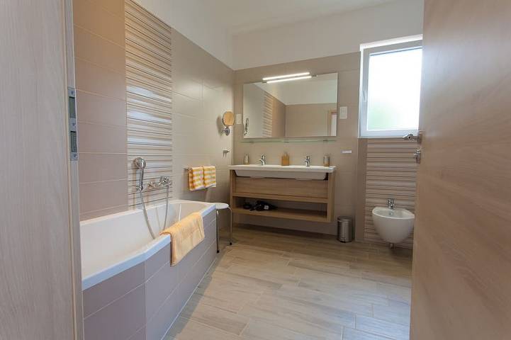 Bungalow für 8 Personen, mit Garten auf Krk - 4