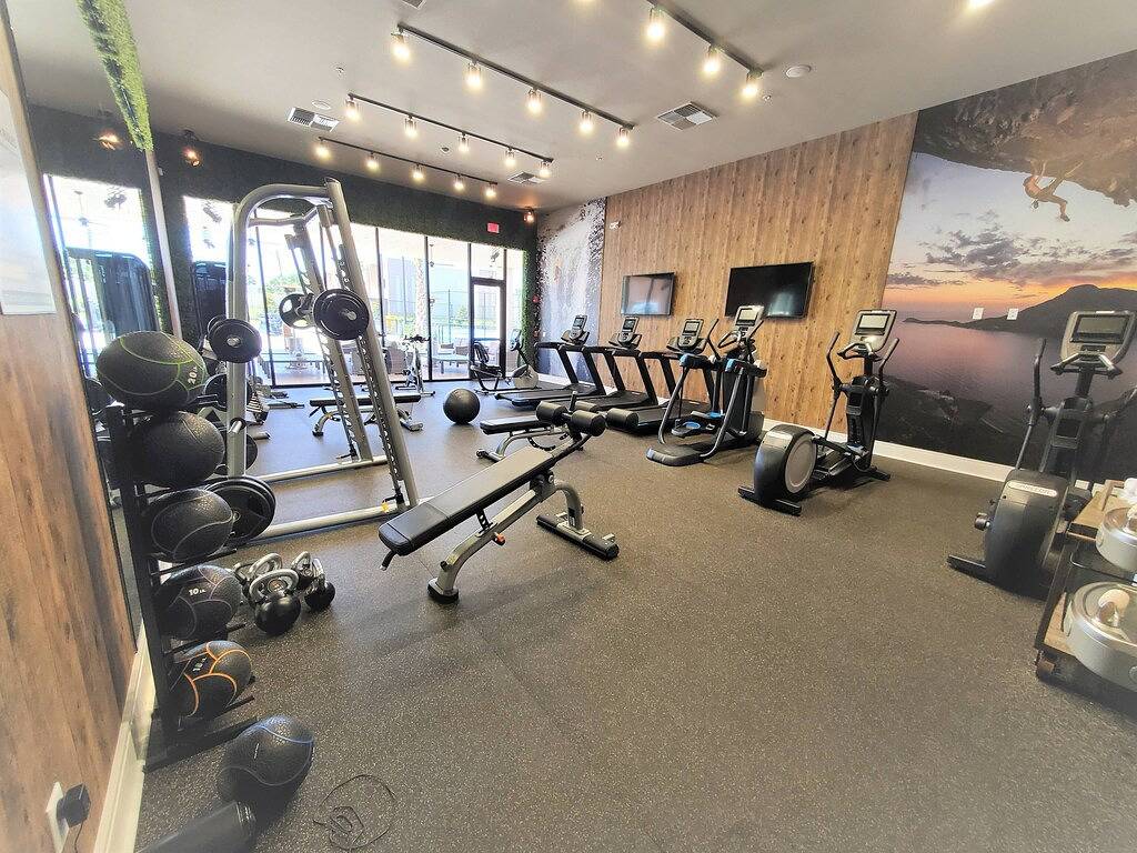 7594 Magic Village 3 suites, Bbq 8 min Disney in Disney World