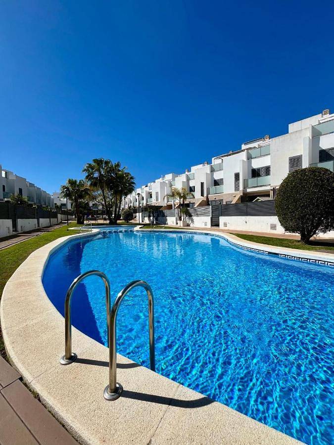 Casa rural para 7 personas, con vistas además de piscina y jardín en Alcalá de Chivert