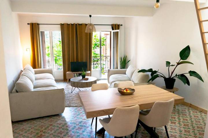 Gîte pour 4 personnes, avec Balcon et Vue à Tautavel