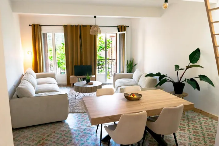Casa de huéspuedes para 4 personas, con vistas y balcón, Se admiten mascotas - 1