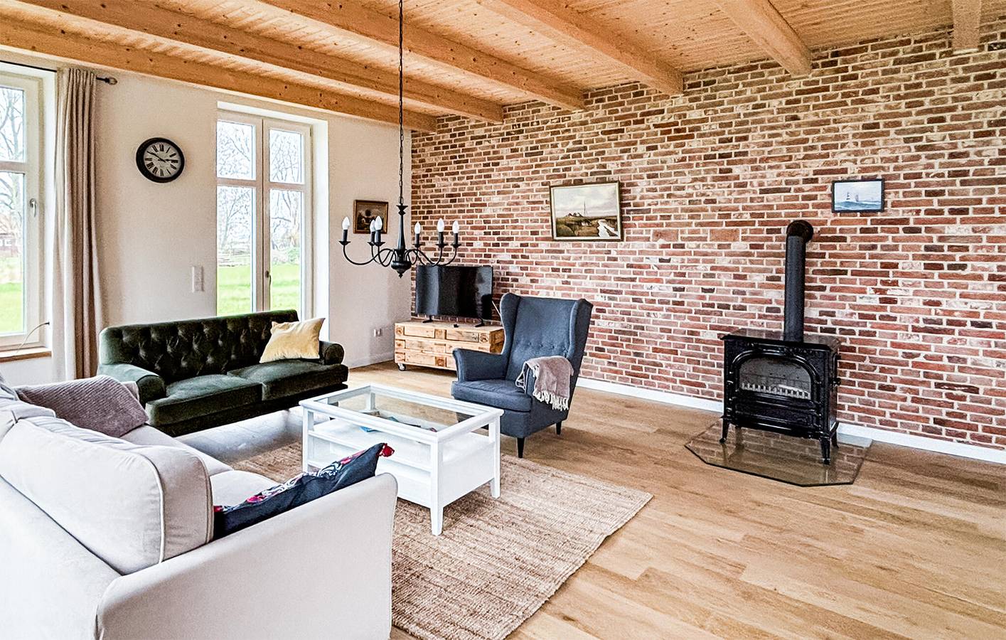 Geräumige 150 m² große Wohnung mit Terrasse, 1,5 km vom Stadtzentrum von Wiltshauserhörn entfernt in Detern, Nordseeküste