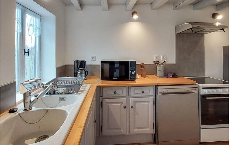 Acogedor apartamento con jardín, aparcamiento y WiFi in Berthouville, Región de Bernay