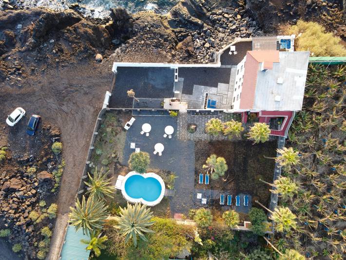 Apartamento entero, Apartamento 'La Bayana - 3' con vistas al mar, piscina comunitaria y Wi-Fi in Puerto Naos, Los Llanos de Aridane