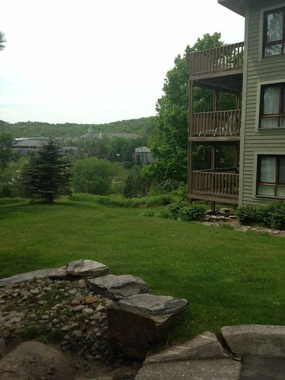 Ganze Wohnung, Deerhurst - Luxus neu renovierte Vacation Club Wohnung in Muskoka