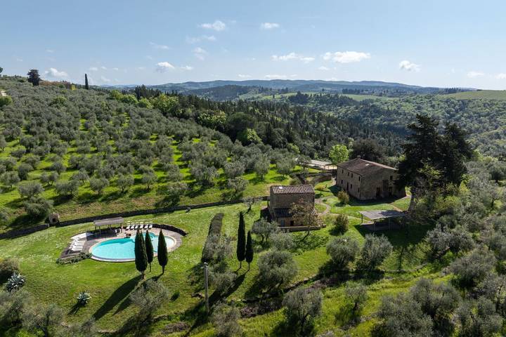 Glamping per 12 persone, con piscina in Chianti