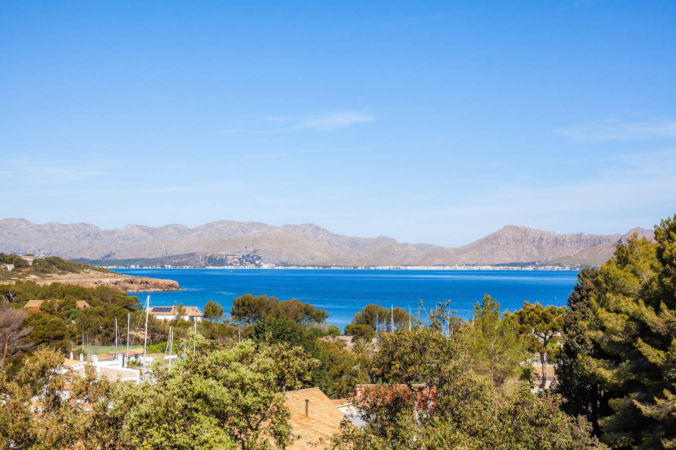 Maison de vacances 'Trevol Suits' avec vue sur mer, Wi-Fi et climatisation in Bonaire, Alcúdia