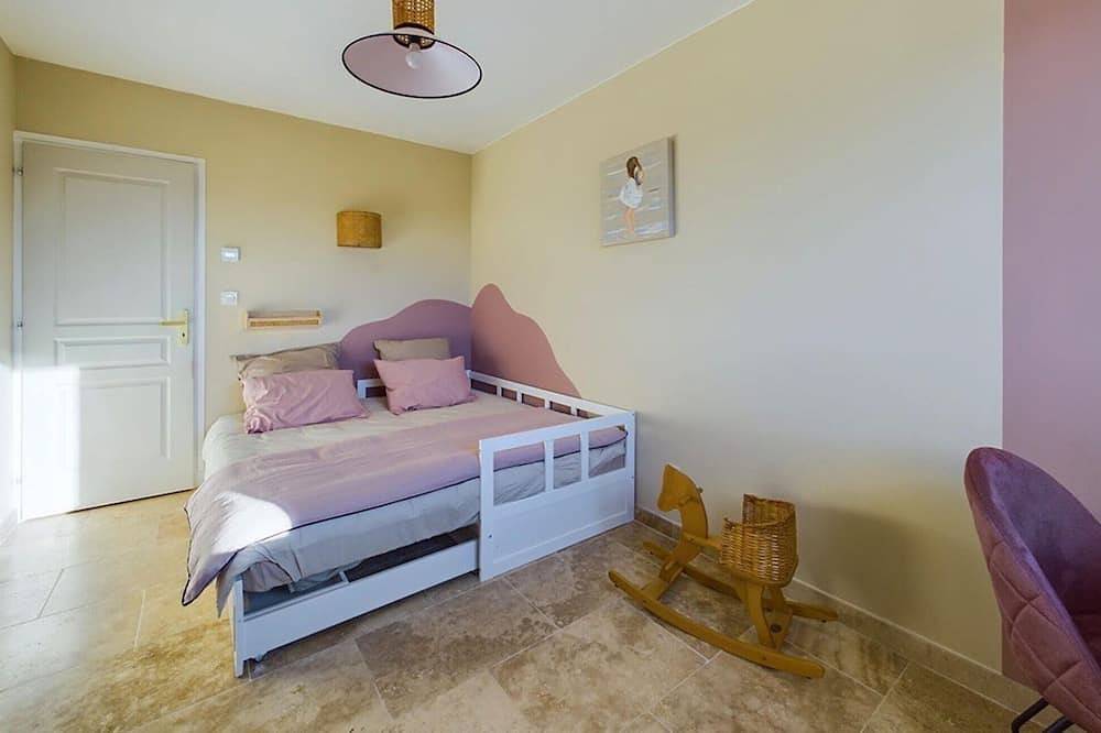 Preciosa casa en Eyragues con Wifi in Eyragues, Region de Arles