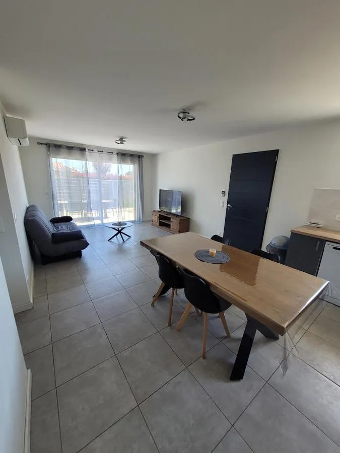 Casa de vacaciones para 8 personas, con terraza y jardín - 1