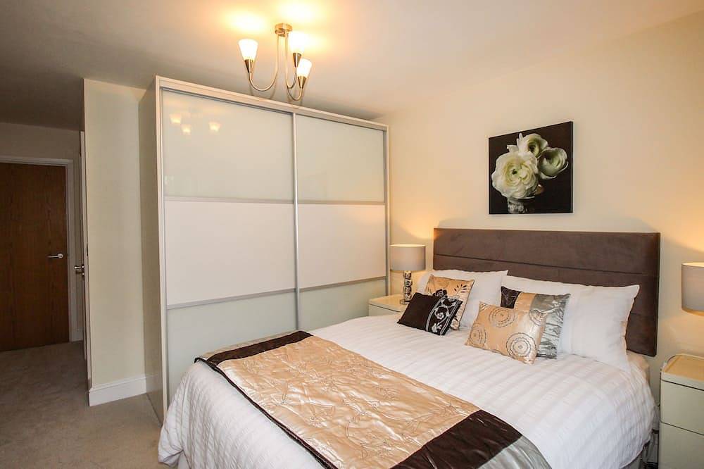 1 Blue Waters, country holiday cottage, with a garden in Southbourne in Bournemouth, South West England