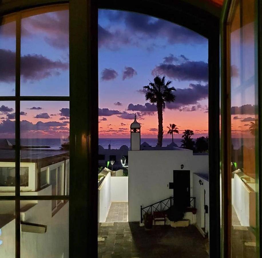 Two-Bedroom House in Costa Teguise, Teguise