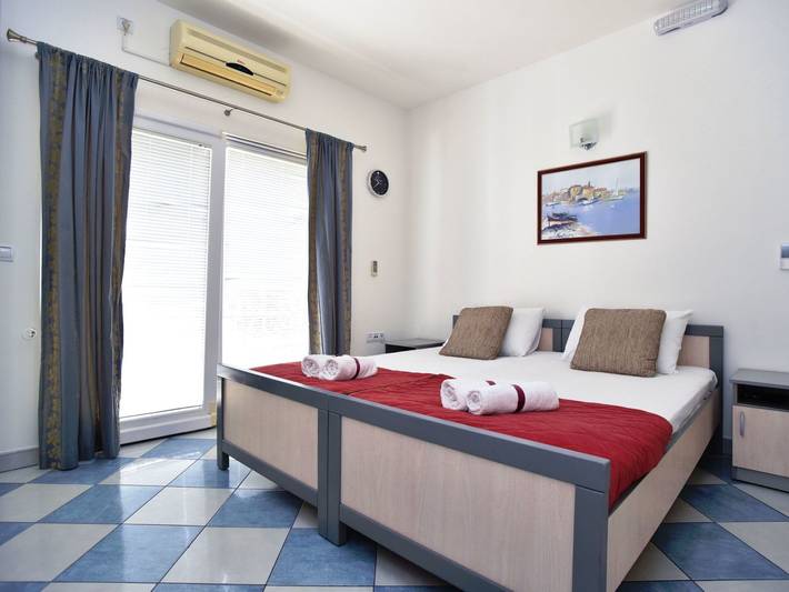 Gîte pour 2 personnes, avec balcon dans Tivat - 2