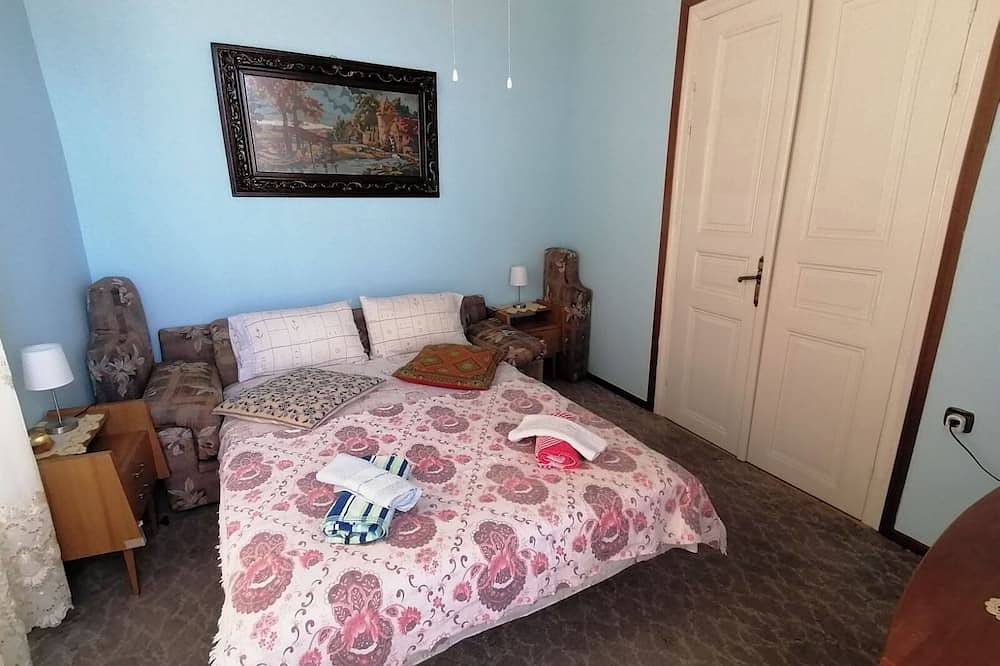 Family-friendly house, 300 meters distance from the center. in Kavala, Regio Kavala