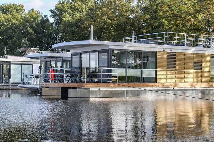 Woonboot voor 4 personen - 1