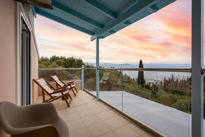 Ferienhaus für 6 Personen, mit Balkon und Terrasse sowie Garten
