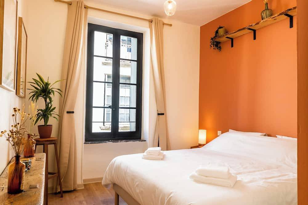 Ganze Wohnung, Stylish two bedroom apartment with outdoor space and A/C in Carcassonne centre in Carcassonne, Carcassonne und Umgebung
