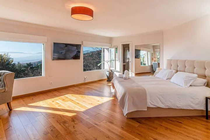 Villa für 2 Personen, mit Garten und Ausblick sowie Pool - 1
