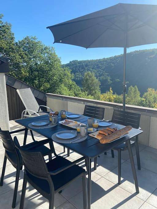 Geheel appartement, Les 3 Frères appart calme et reposant en pleine nature in Vresse-sur-Semois, Regio Namur