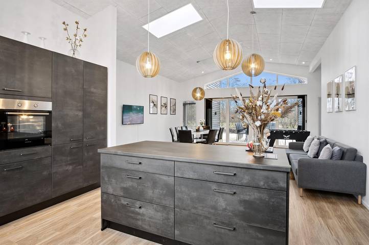 Ferienhaus für 12 Personen, mit Terrasse und Whirlpool in Odder und Umgebung - 4