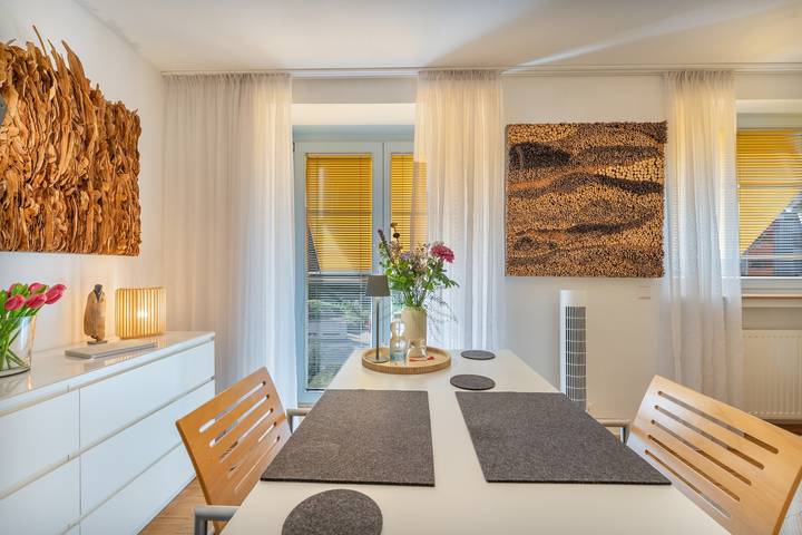 Ganzes Studio, Studio-Apartment 'Wohnen mit Kunst in Köln' mit WLAN in Köln, Rheinland