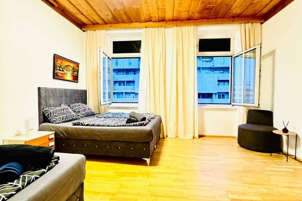 Ganze Wohnung, Lovely Room in Shared Apart | 10 Min to Fac Platz in Floridsdorf, Wien