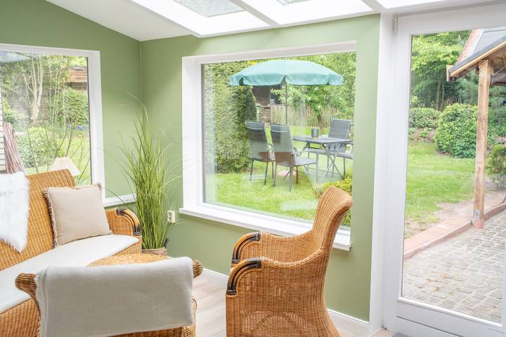 Ferienwohnung für 5 Personen, mit Sauna und Balkon sowie Garten, kinderfreundlich in Jübek