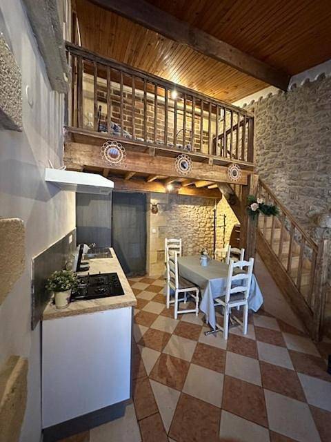 Gîte pour 4 personnes, avec terrasse et jacuzzi à Moulis-en-Médoc - 3