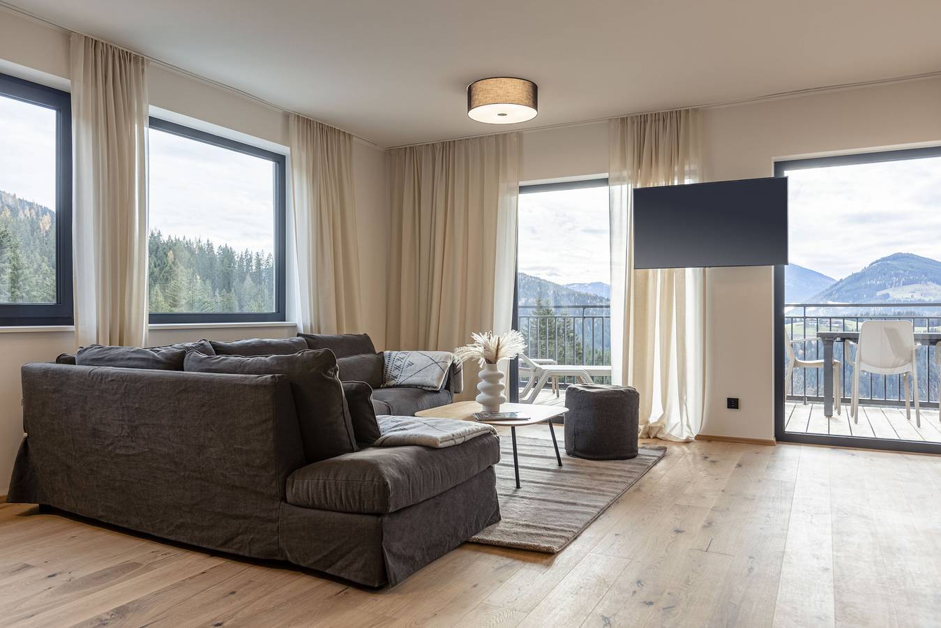 Ganze Wohnung, Penthouse für bis zu 6 Personen & Infinity Pool in Sankt Martin am Tennengebirge, Tennengau