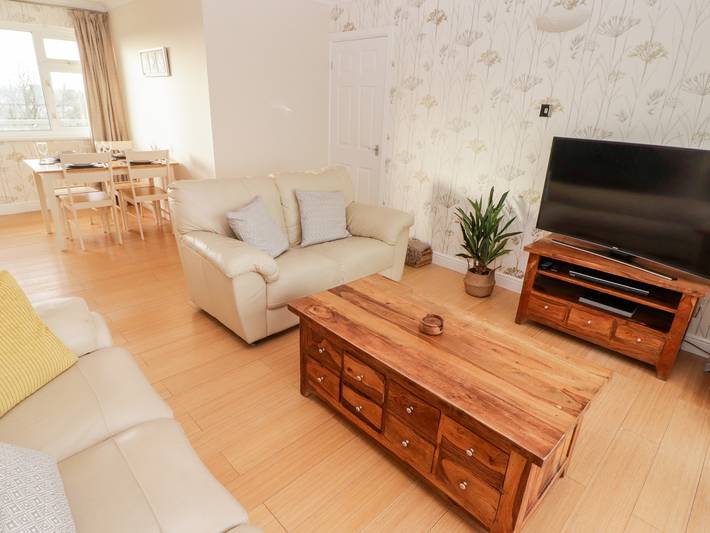 Gîte pour 4 personnes, avec balcon à Tenby - 3