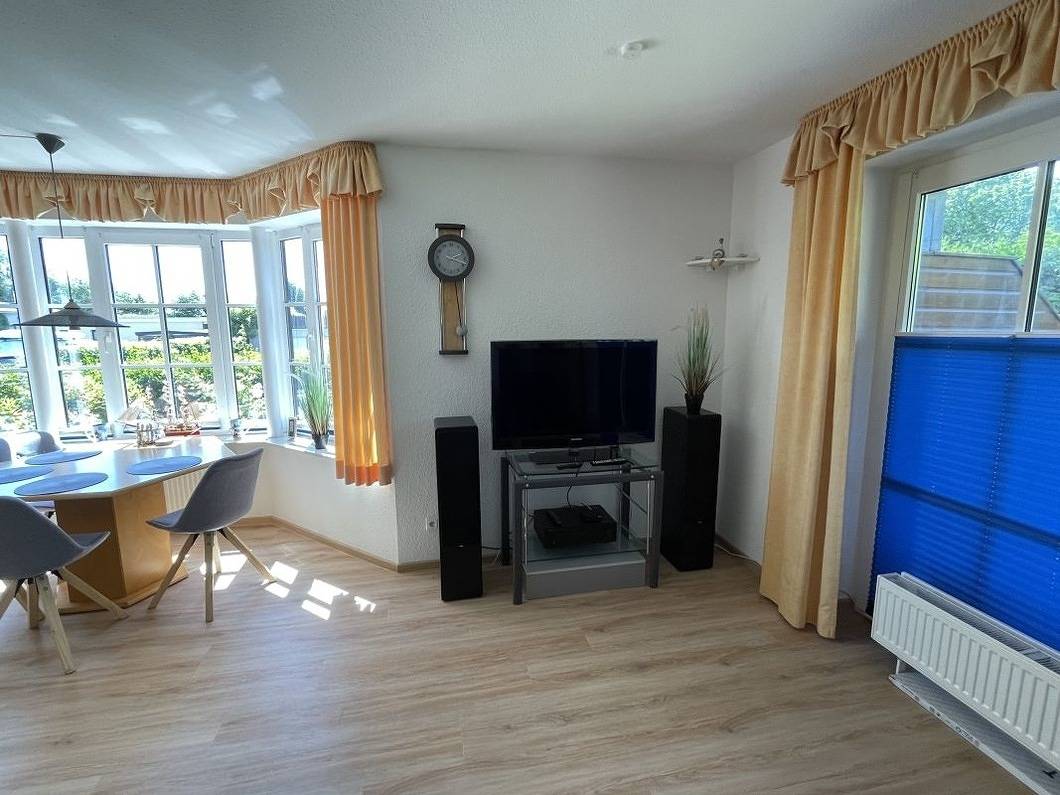 Ganze Ferienwohnung, Ferienwohnung Deichkrone in Büsumer Deichhausen, Dithmarschen