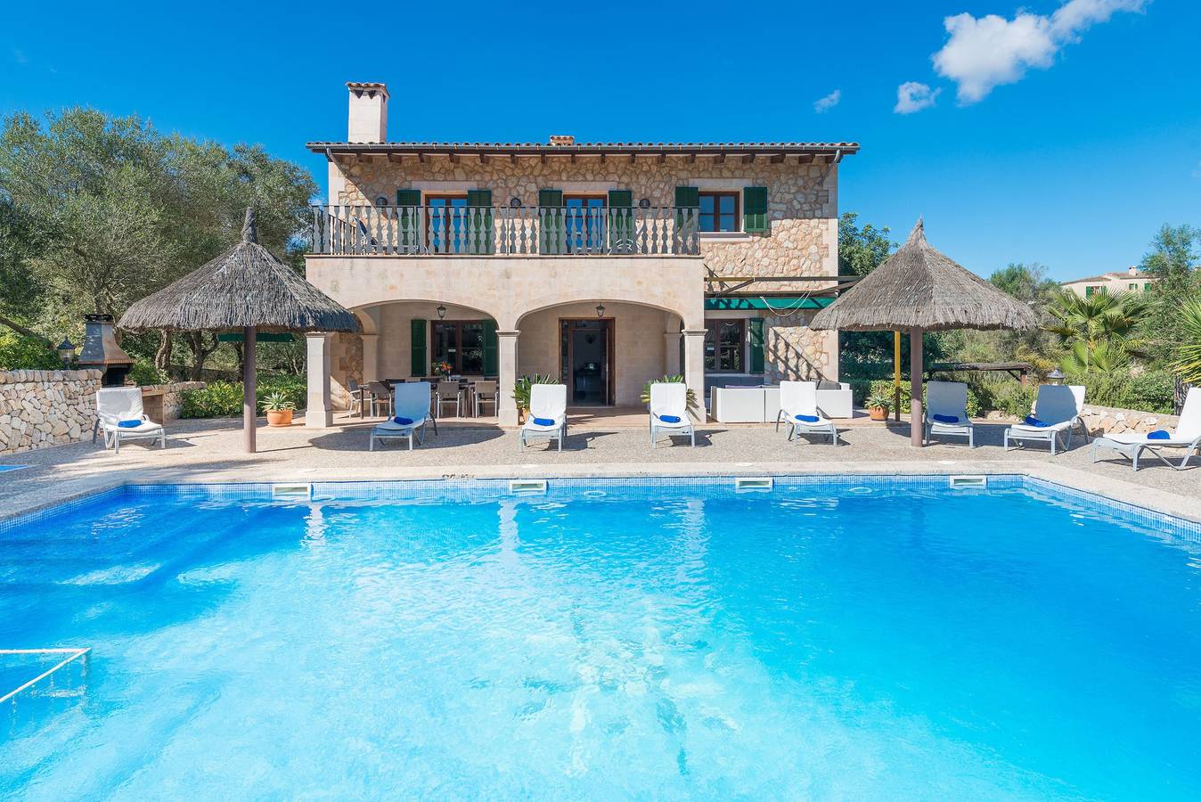 Holiday Rental for 12 People in Petra, Majorca Center