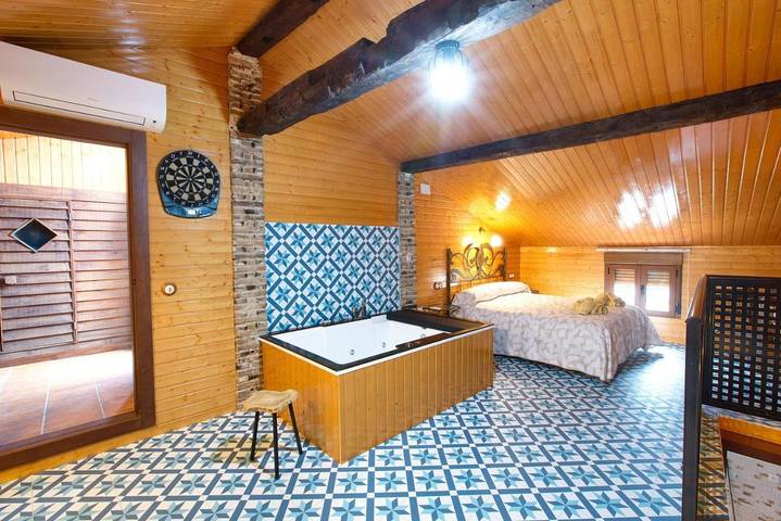 Casa de vacaciones para 8 personas, con Jacuzzi además de Terraza y Sauna en Provincia de Cuenca - 2