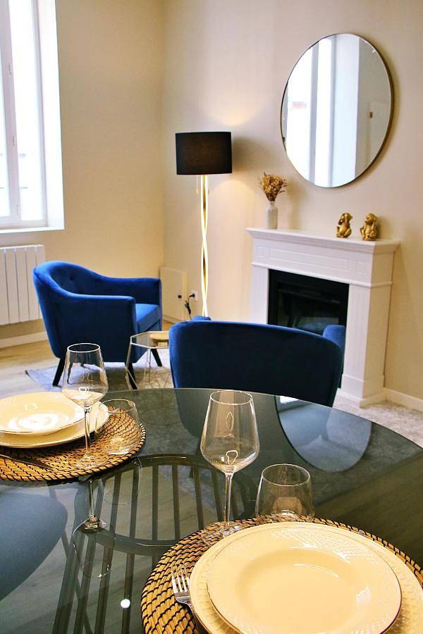 Appartement entier, Superior Apartment in Roanne, Région de Roanne