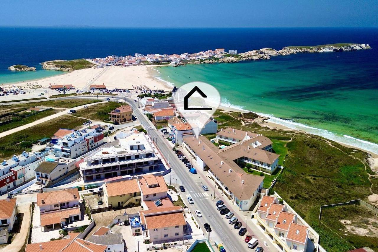 Casa Pedro - Baleal beach, Balcony, Pool in Baleal, Leiria distrito