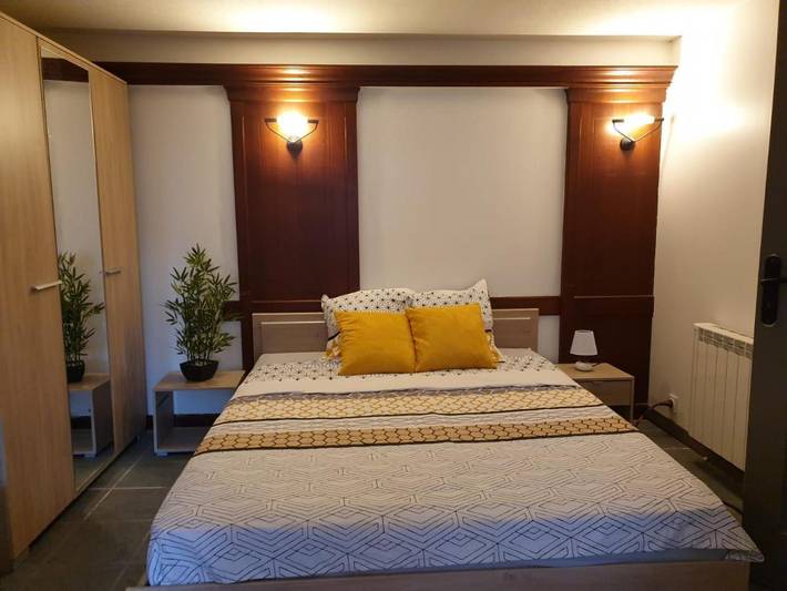 Gîte pour 7 personnes, avec Jacuzzi ainsi que Terrasse et Jardin à Hôpital-Camfrout - 3