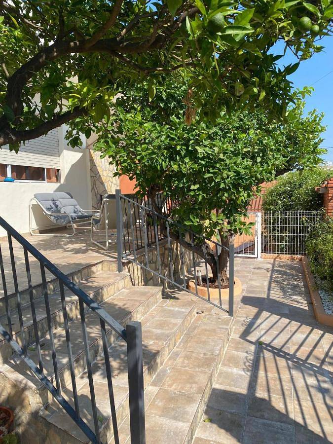 Casa de vacaciones para 8 personas, con vistas además de piscina y jardín, Se admiten mascotas - 1