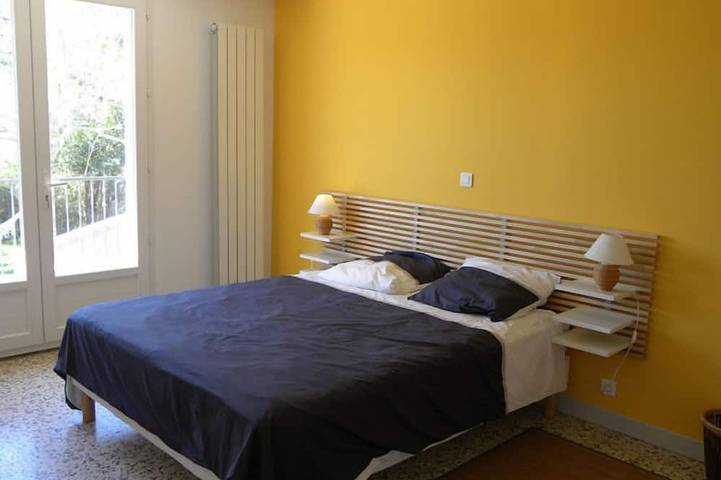 Location de vacances pour 8 personnes, avec jardin et balcon à Canet - 2