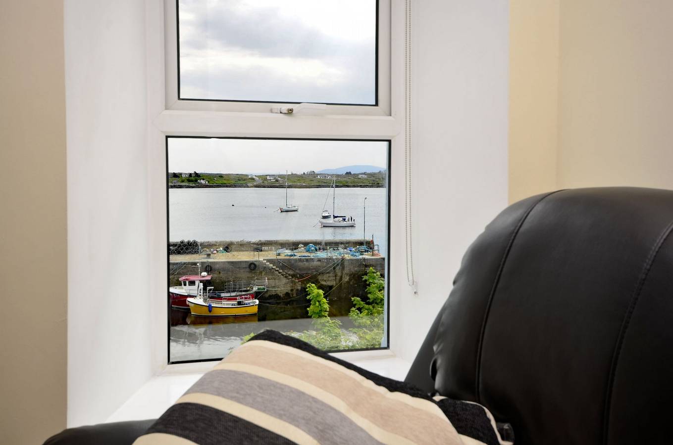 Cottage 236 - Roundstone in Roundstone, Connemara