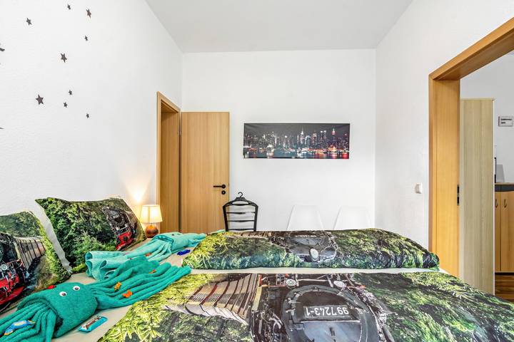 Ferienwohnung für 6 Personen, mit Garten im Ostharz