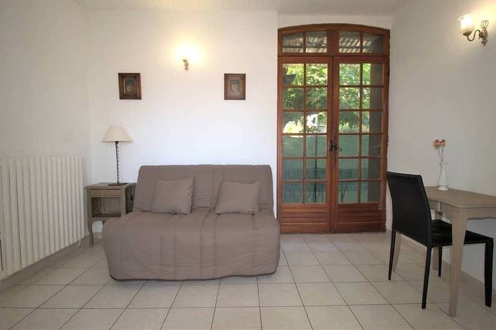 Gîte pour 4 personnes, avec piscine, animaux acceptés à Goudargues - 3