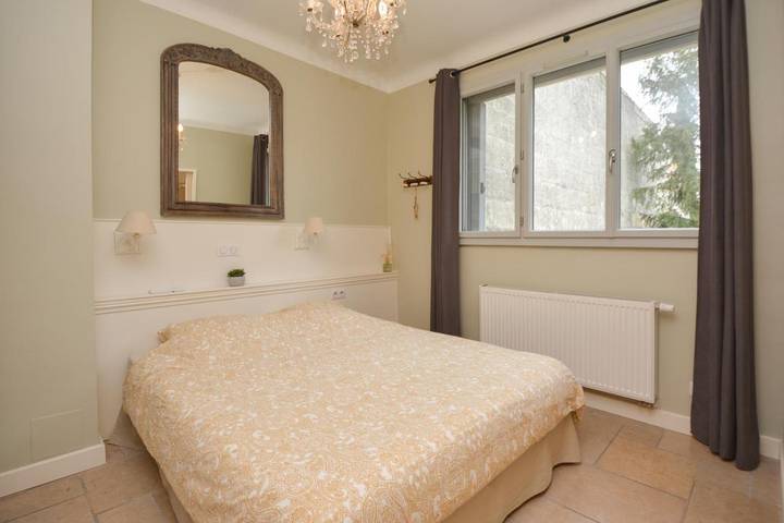 Location de vacances pour 4 personnes, avec piscine ainsi que vue et jardin à Tarascon - 4