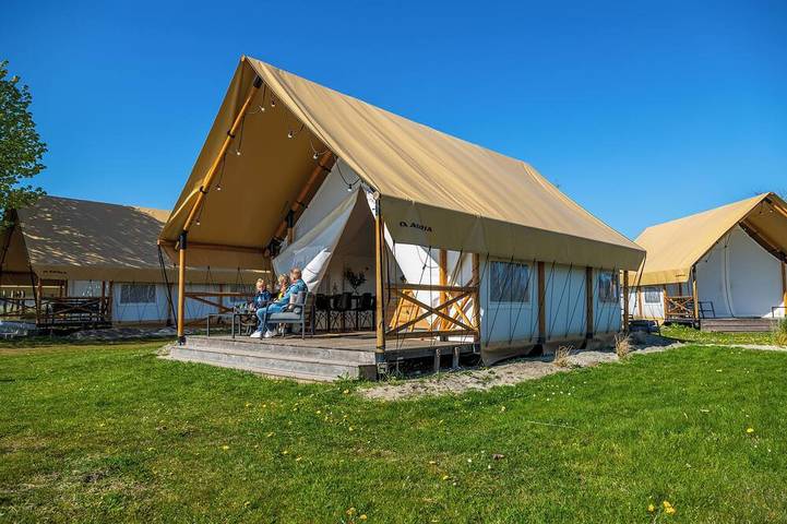 Glamping voor 6 personen aan het Veluwemeer