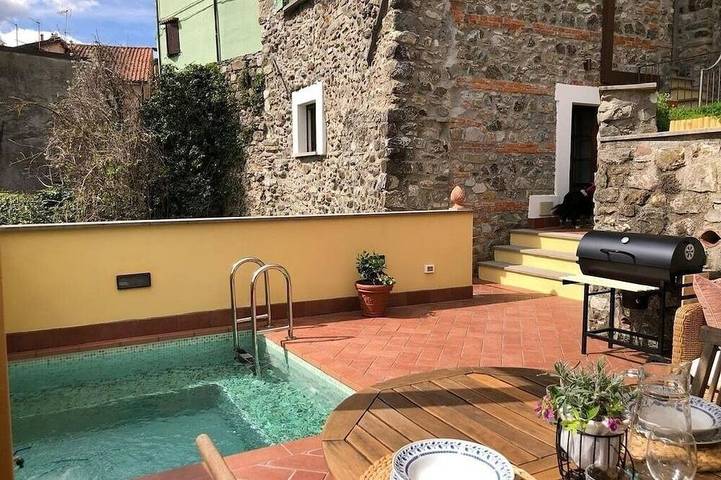 Ferienhaus für 5 Personen, mit Garten und Pool sowie Terrasse