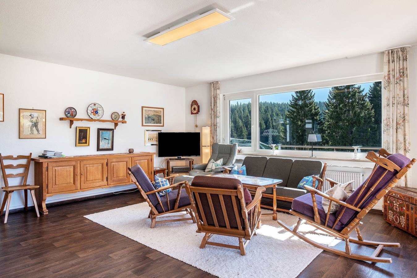 Ferienhaus 'Gutach' mit Bergblick, gemeinsamem Garten und Wi-Fi in Schönwald, Südschwarzwald