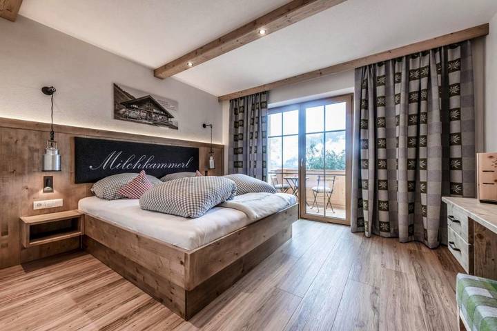 BnB für 10 Personen, mit Ausblick und Garten im Zillertal - 3