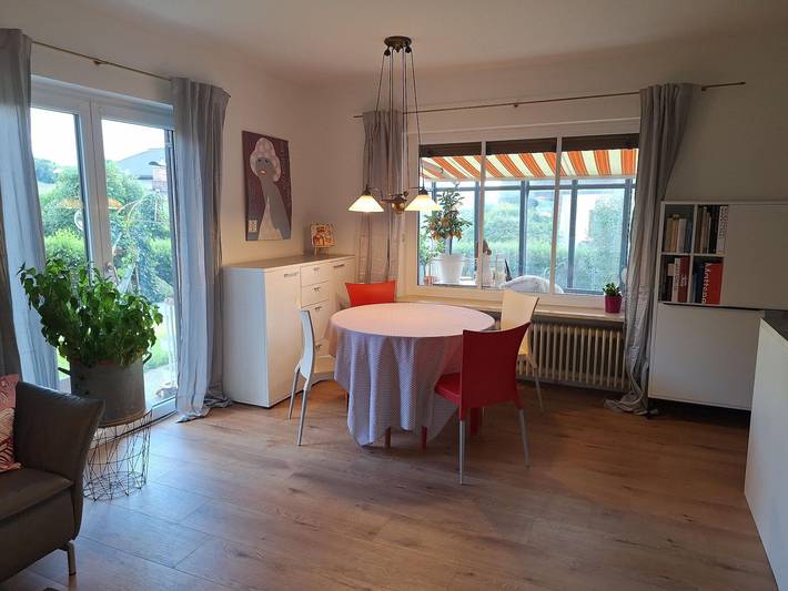 Ferienwohnung für 5 Personen, mit Garten und Seeblick