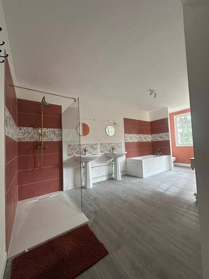 Gîte pour 2 personnes, avec Jardin et Vue à Villedieu-les-Poêles - 4