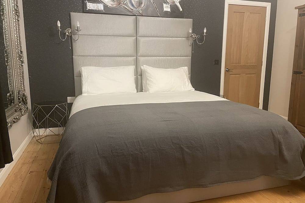 Cottage mit 2 Schlafzimmern mit offenem Blick nach hinten in Lewis and Harris, Äußere Hebriden